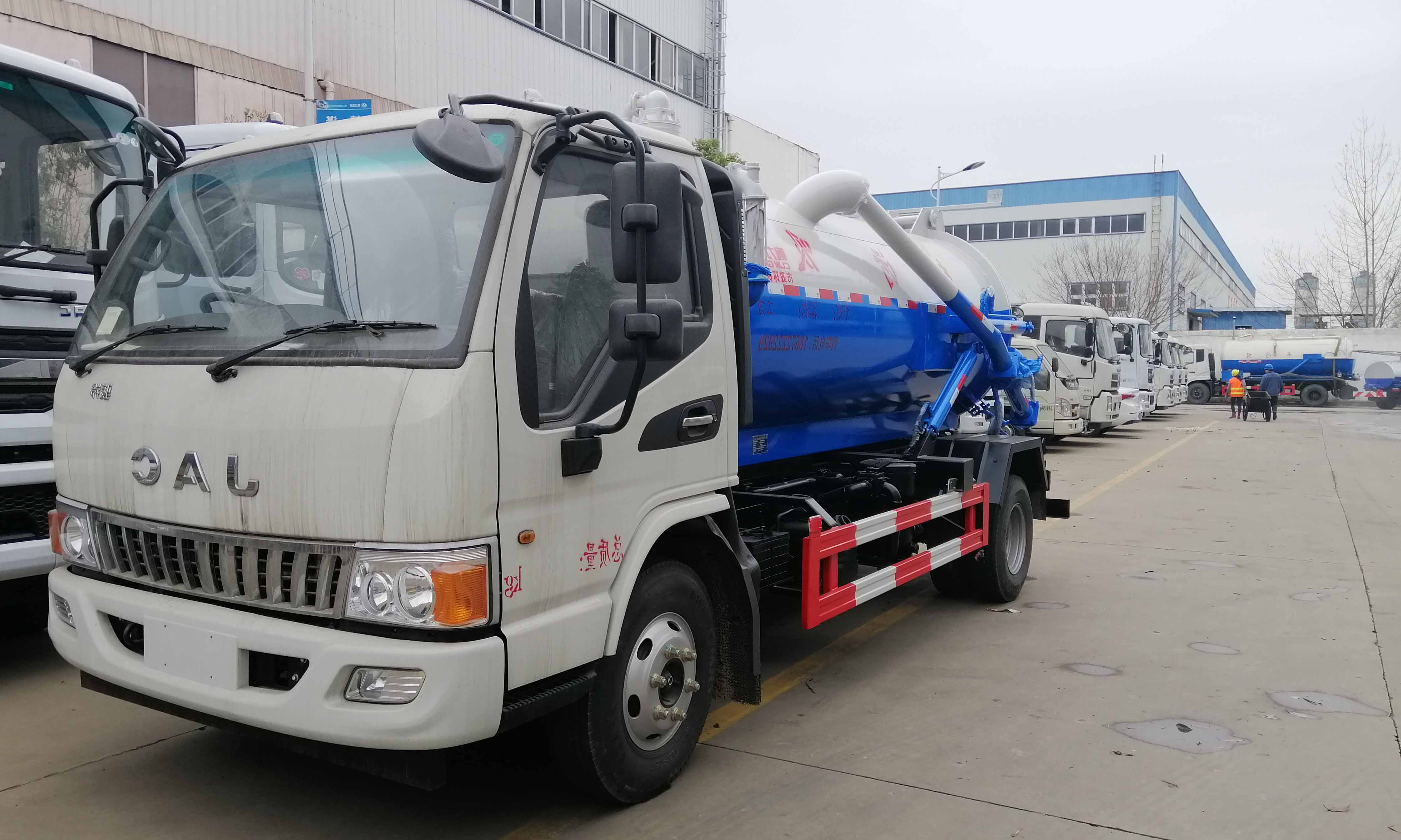 國(guó)五江淮吸污車