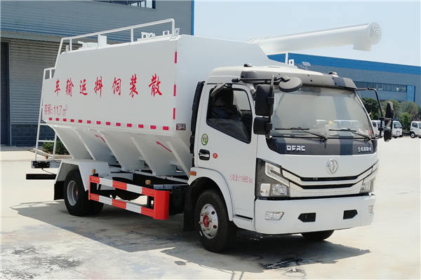 東風(fēng)大多利卡散裝飼料運輸車