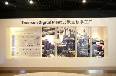 【金之快訊】堅定不移推動產(chǎn)業(yè)升級,著力把企業(yè)做強做優(yōu)做大--自貿(mào)區(qū)金橋管理局局長、金橋管委會主任楊曄深入調(diào)研助力金橋加快經(jīng)濟(jì)轉(zhuǎn)型